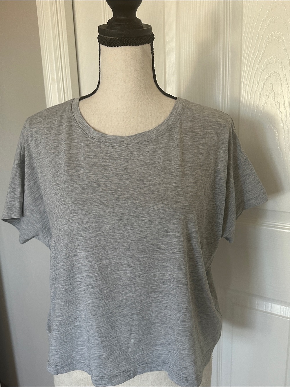 Lululemon Cates Tee.   Size 8